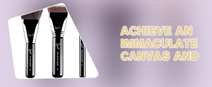 Contour makeup brush